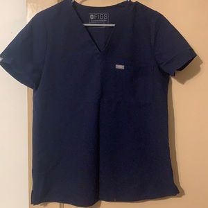 Figs scrub top